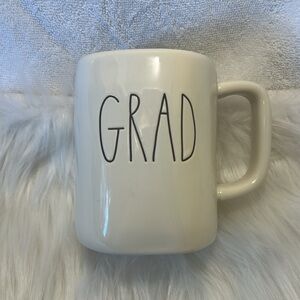 Original Rae Dunn ‘GRAD' Mug.